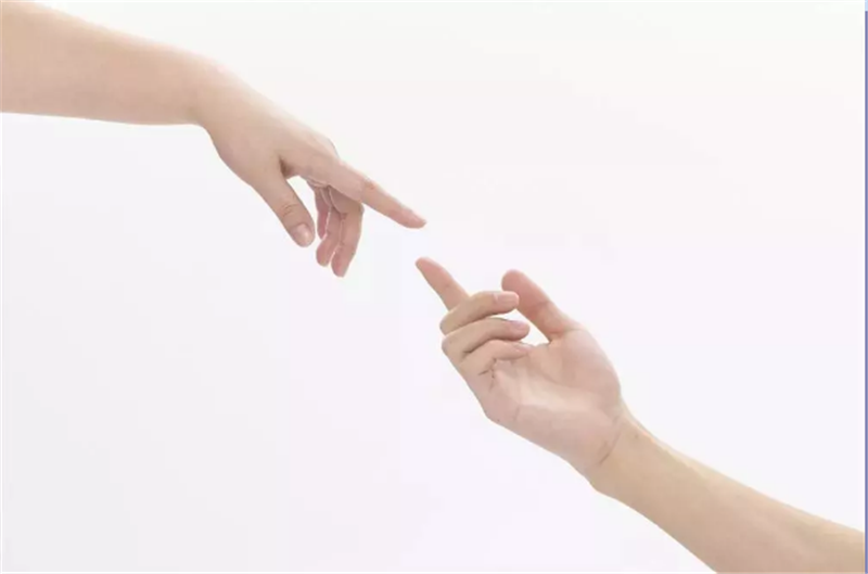 手腳干燥、脫皮，不能全怪天氣，可能是這些原因